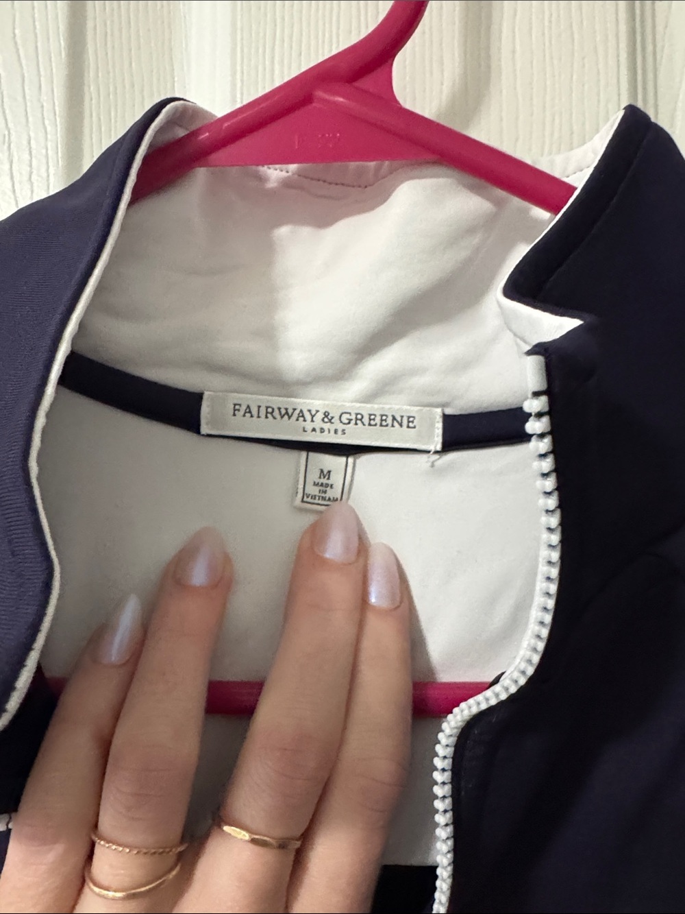 ZYN performance pullover - Picture 2 of 3
